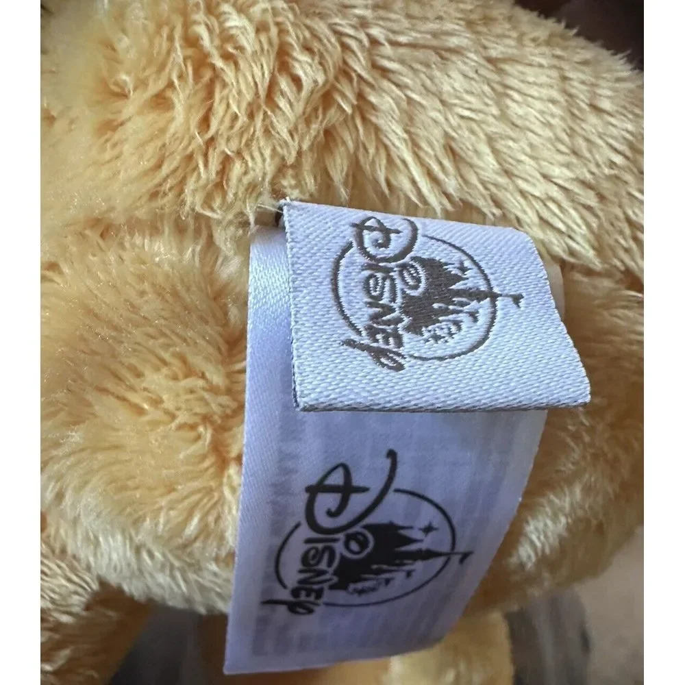 DISNEY  WINNIE THE POOH PLUSH/STUFFED ANIMAL‎